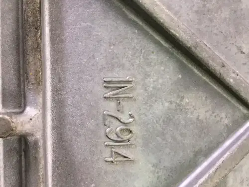 PLAQUE DE COUVERTURE CATERPILLAR 1N2914 USAGÉE - Miniature 2