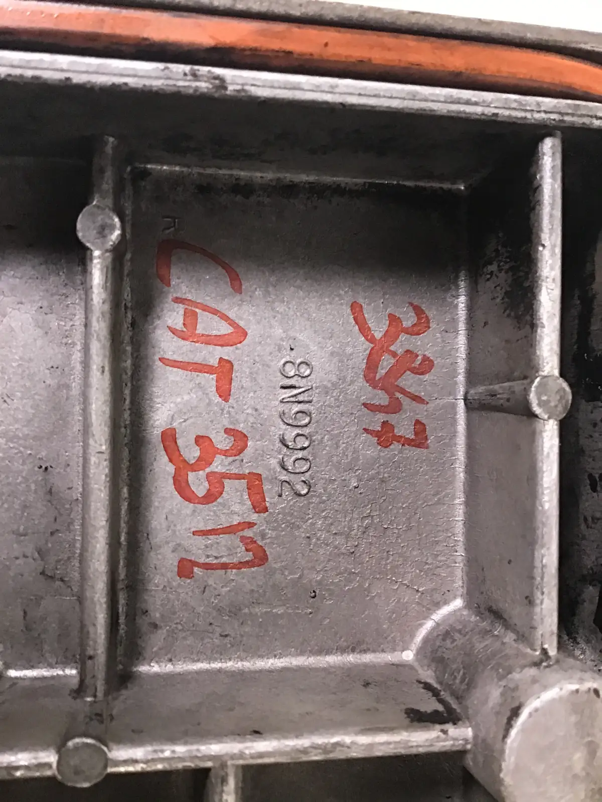 CATERPILLAR MOTORBLOK AFDEKPLAAT 8N9992 GEYOUD - Afbeelding 2