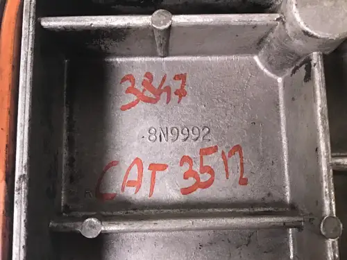 CATERPILLAR ENGINE BLOCK COVER 8N9992 USED - Thumb image 2