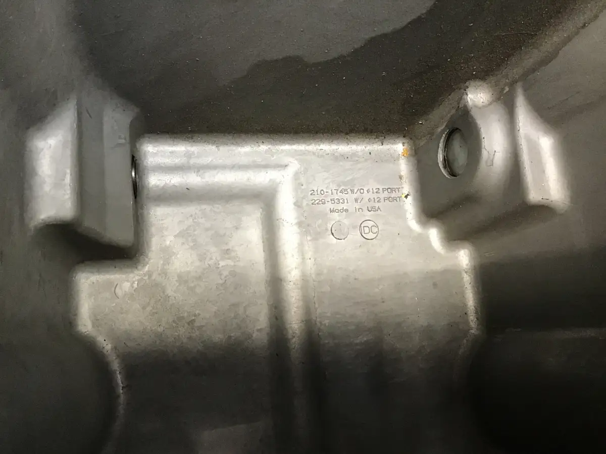 CATERPILLAR OIL SUMP PAN 2101745 USED - Picture 2