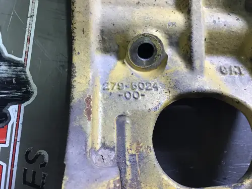 CATERPILLAR ALTERNATOR BRACKET 2796024 USED - Thumb image 2