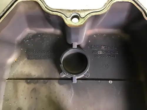 CATERPILLAR ROCKER COVER 1497376 USED - Thumb image 2