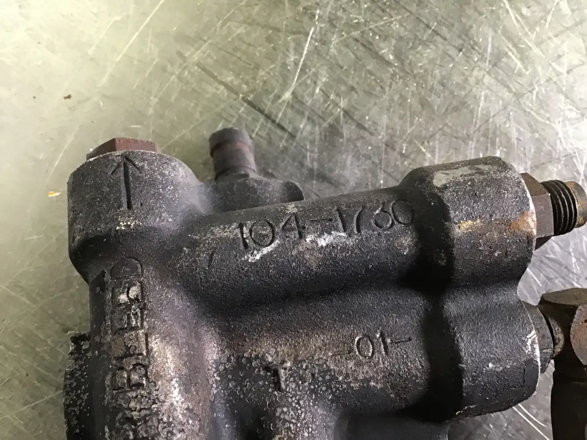 CATERPILLAR CAT 3176 C10 C12 MANIFOLD ADAPTER 1041730 USED - Picture 2