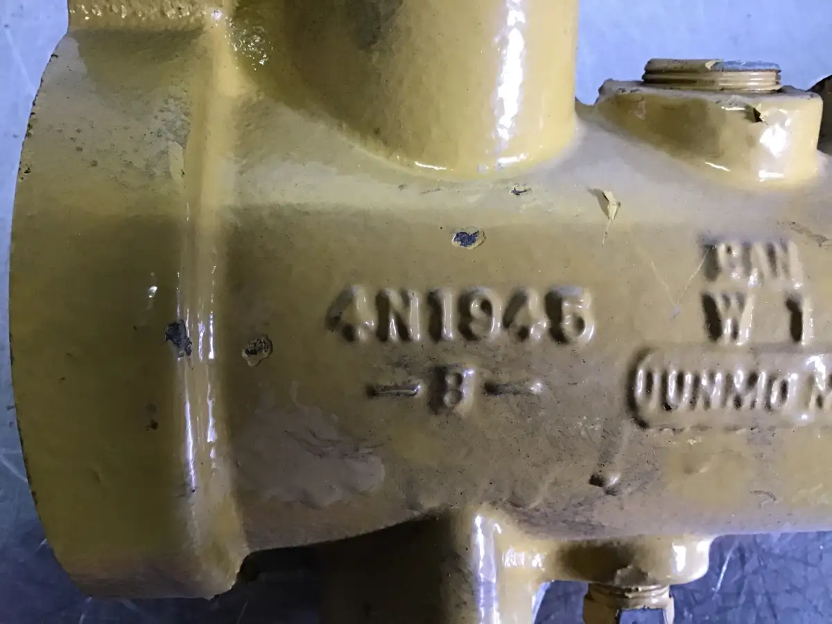 CATERPILLAR OIL COOLER COVER 4N1945 USED - Picture 2