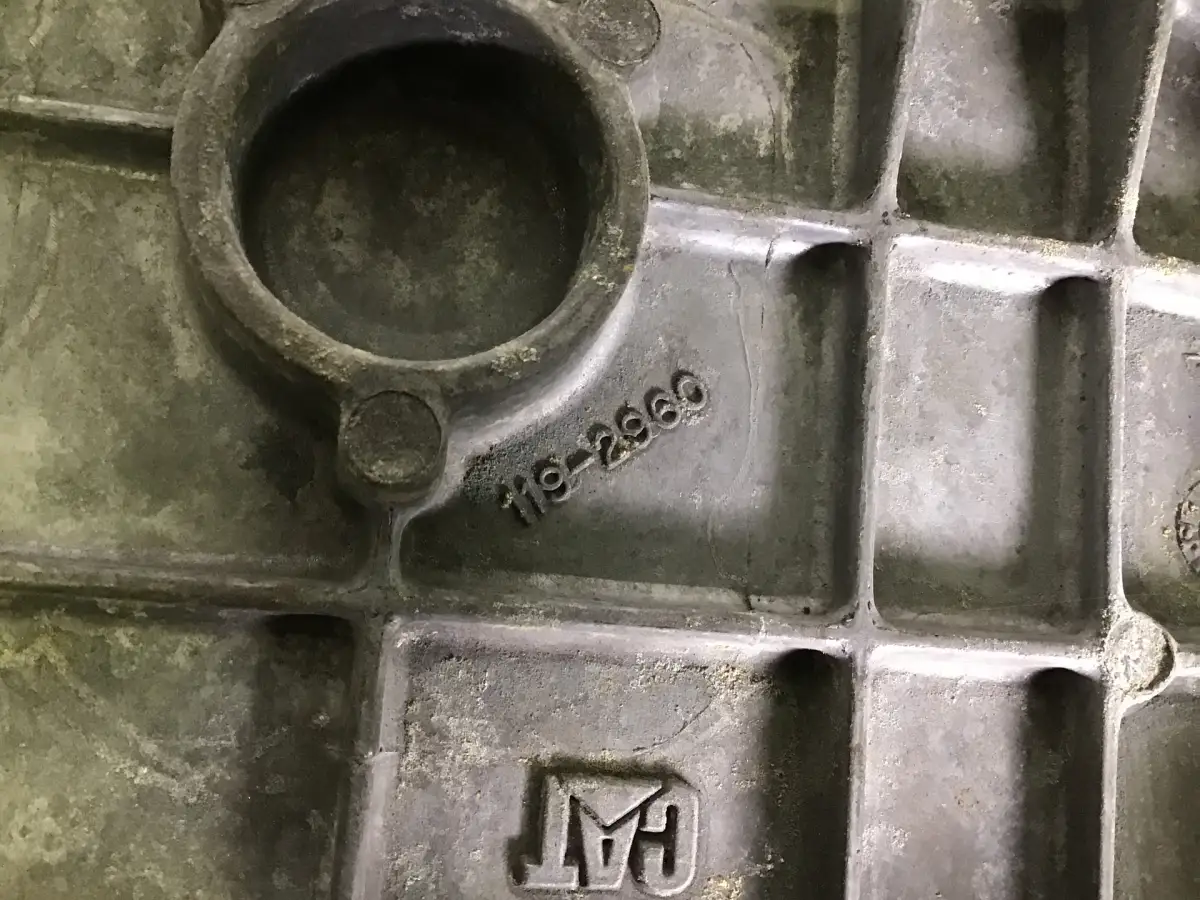 CATERPILLAR ROCKER COVER 1192960 USED - Picture 2