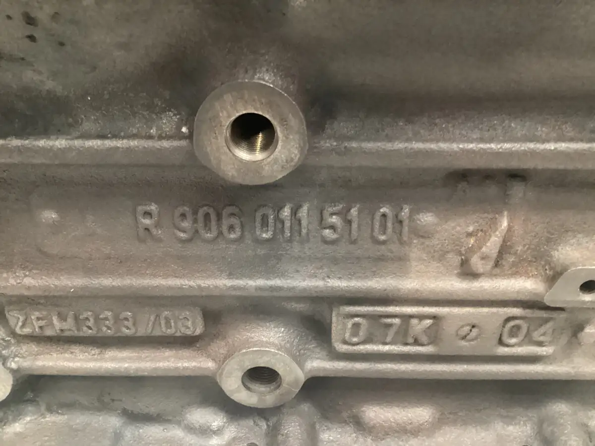 MERCEDES A 906 011 51 01 GEBRAUCHT – Bild 2