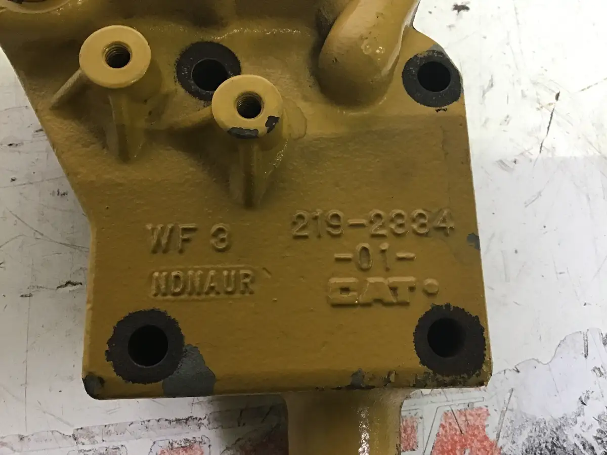 CATERPILLAR BOÎTIER DE THERMOSTAT 2192334 D'OCCASION - Image 2