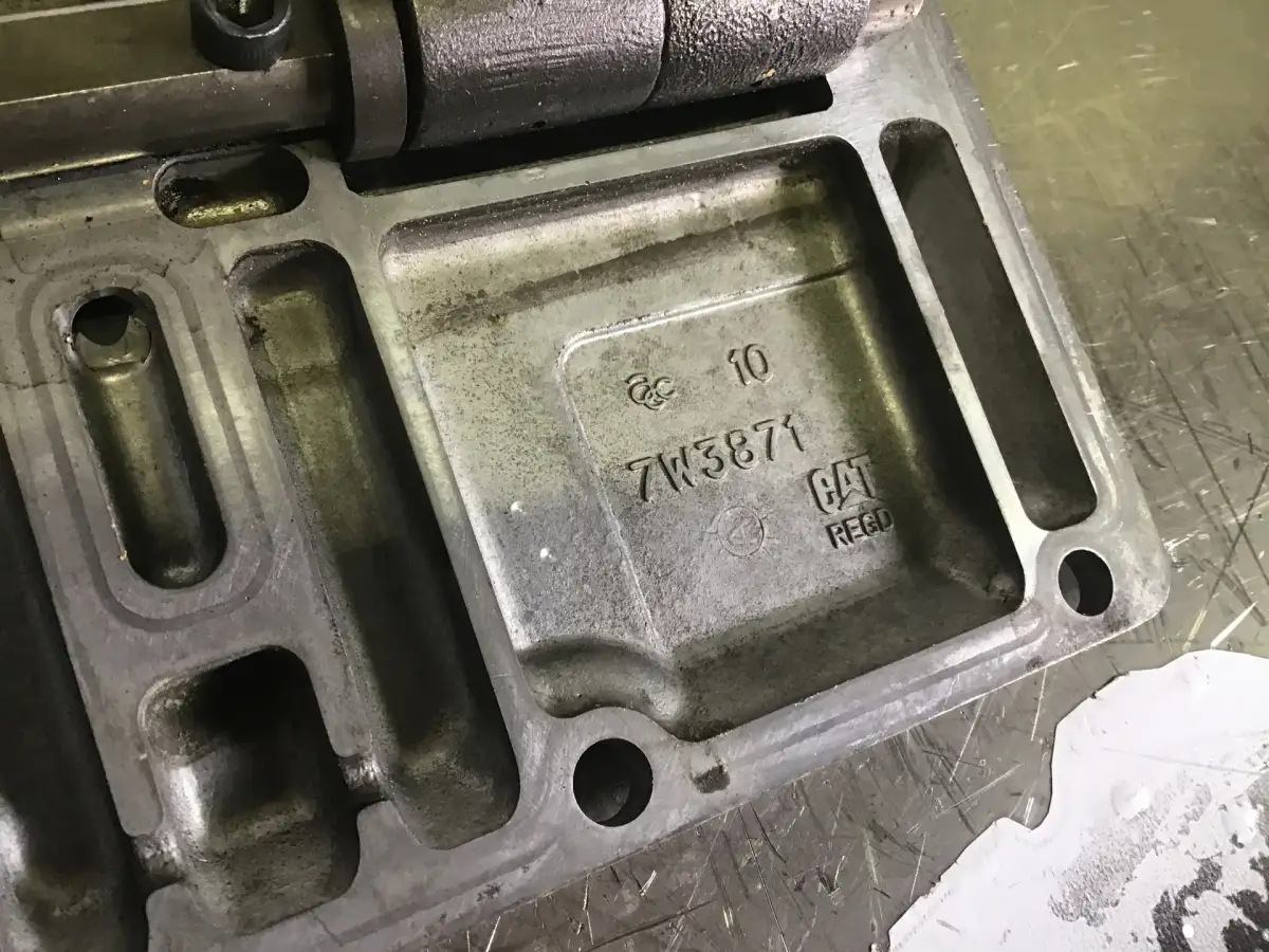 CATERPILLAR KOLBENDECKEL 7W3871 GEBRAUCHT – Bild 2