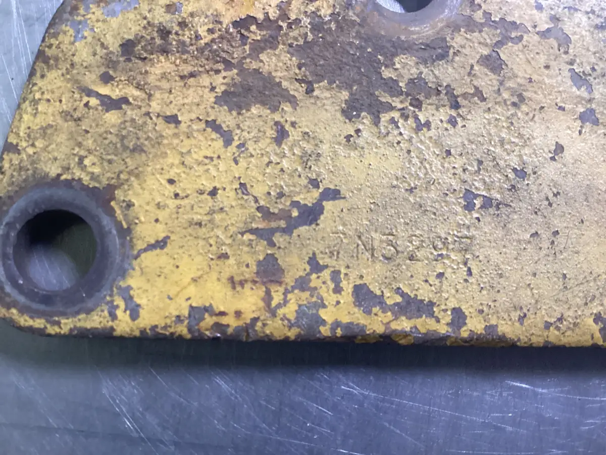 CATERPILLAR ENGINE BLOCK COVER 7N3297 USED - Picture 2