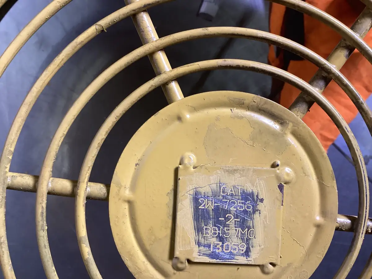 CATERPILLAR PROTECTIVE COVER 2W7256 USED - Picture 3