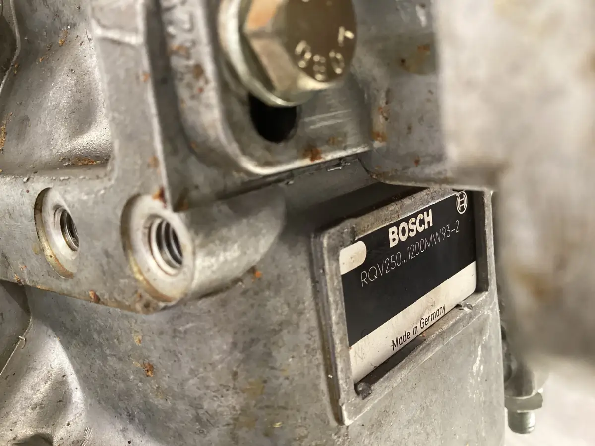 BOSCH KRAFTSTOFFPUMPE 0403546012 GEBRAUCHT – Bild 2