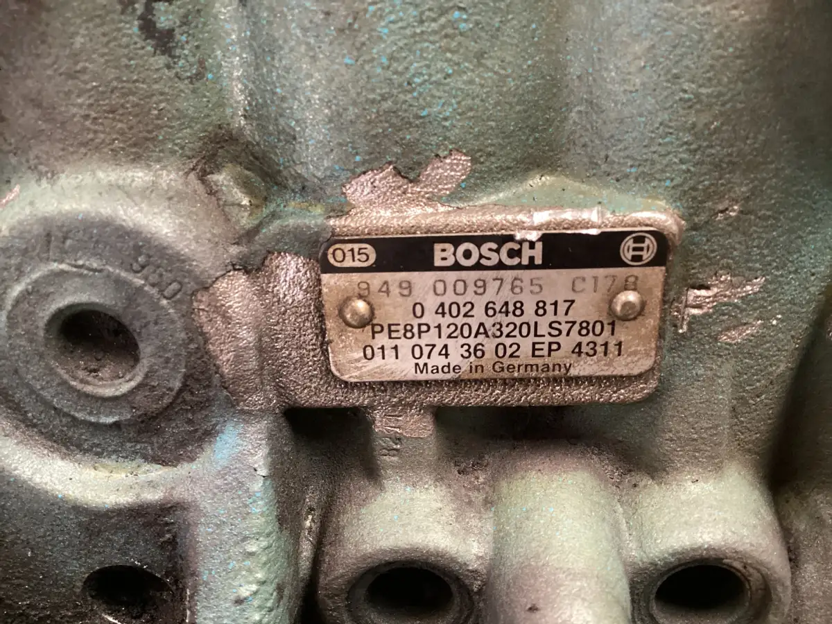 BOSCH FUEL PUMP 0402648817 USED - Picture 3
