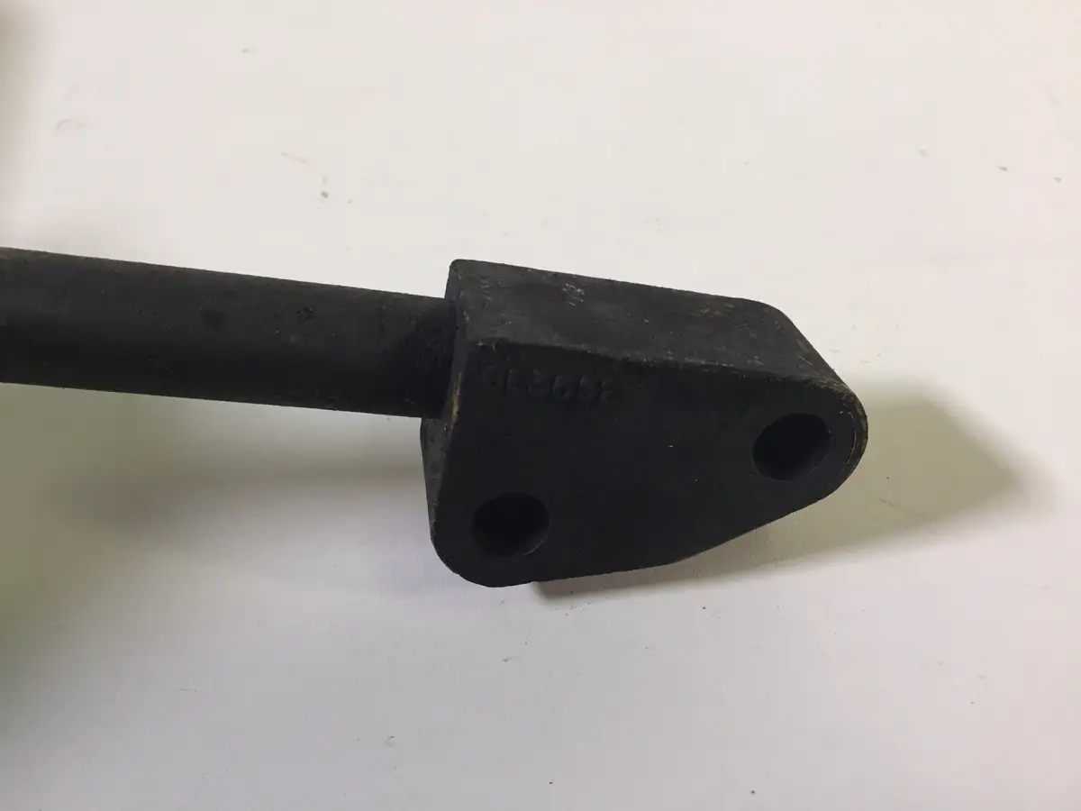 CATERPILLAR D379 OIL LINE ADAPTER 6L3652 USED - Picture 2