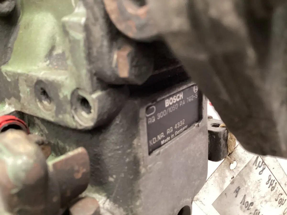 BOMBA DE COMBUSTIBLE BOSCH 0402648841 USADA - Imagen 2