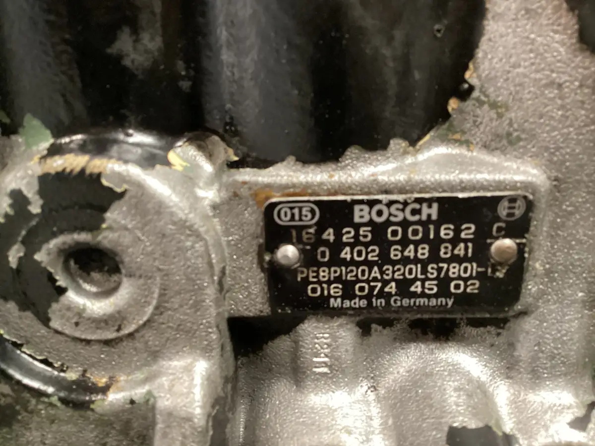 BOMBA DE COMBUSTIBLE BOSCH 0402648841 USADA - Imagen 3
