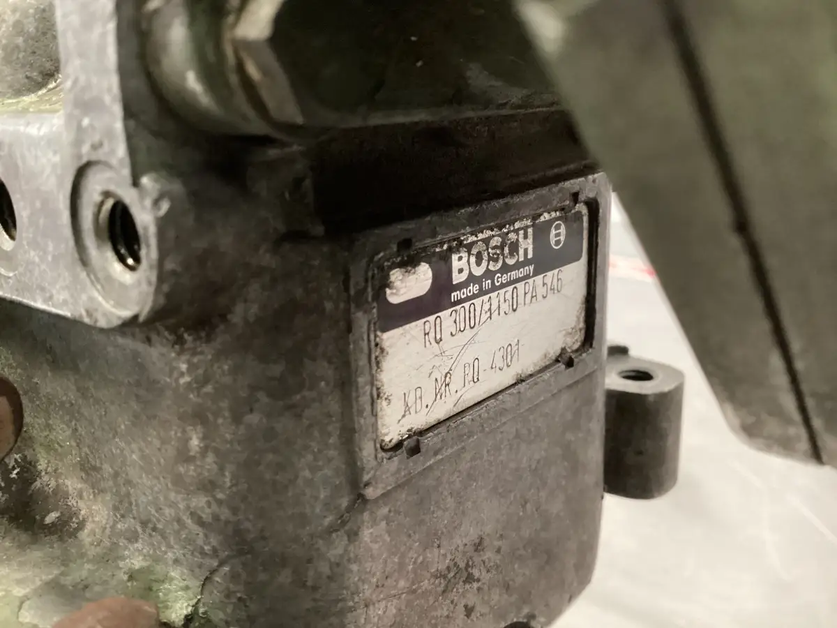 BOSCH POMPE À CARBURANT 0401848733 D'OCCASION - Image 2