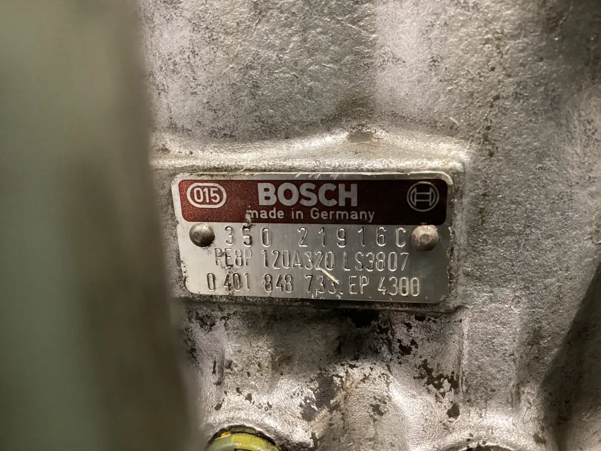 BOSCH ТОПЛИВНЫЙ НАСОС 0401848733 Б/У - Фото 3