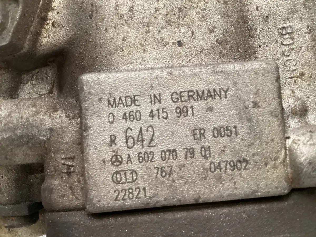 BOSCH FUEL PUMP 0460415991 USED - Picture 2