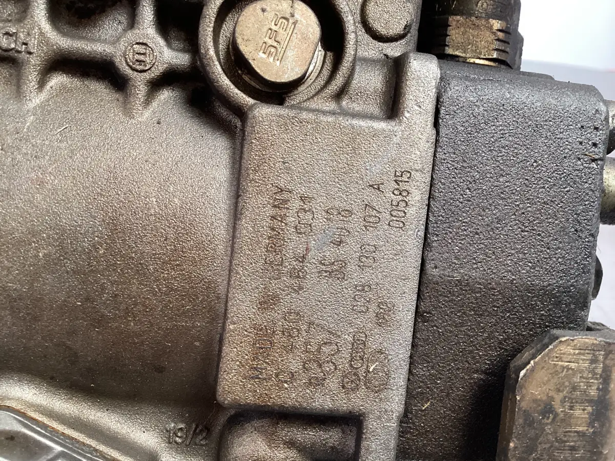 BOSCH FUEL PUMP 0460484031 USED - Picture 2