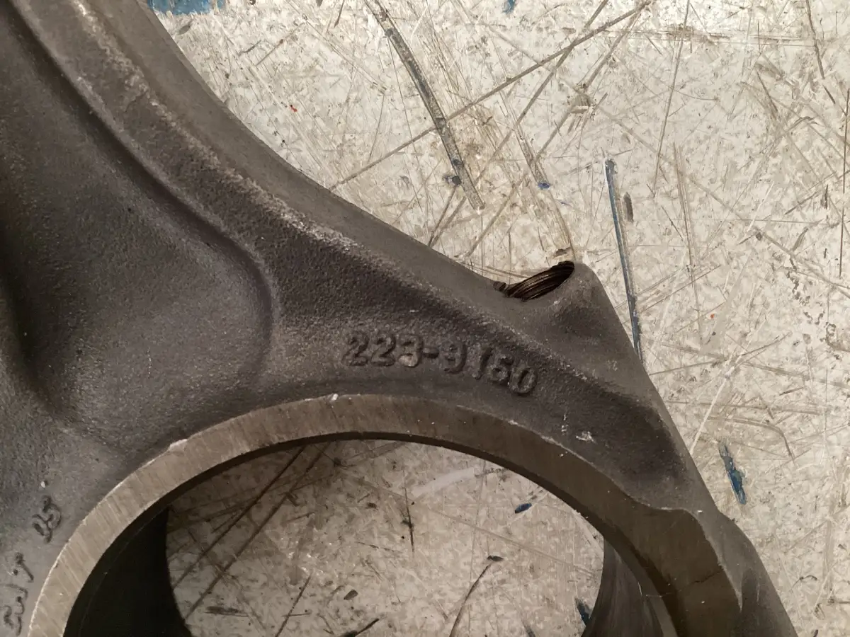 CATERPILLAR CONNECTING ROD 2239150 USED - Picture 2