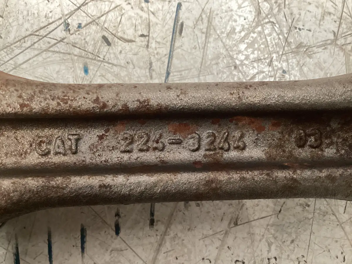 CATERPILLAR CONNECTING ROD 2243244 USED - Picture 2