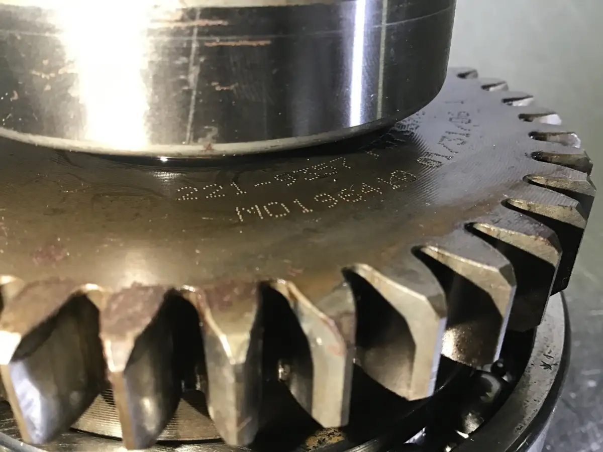 CATERPILLAR SPURRAD 2219357 GEBRAUCHT – Bild 2