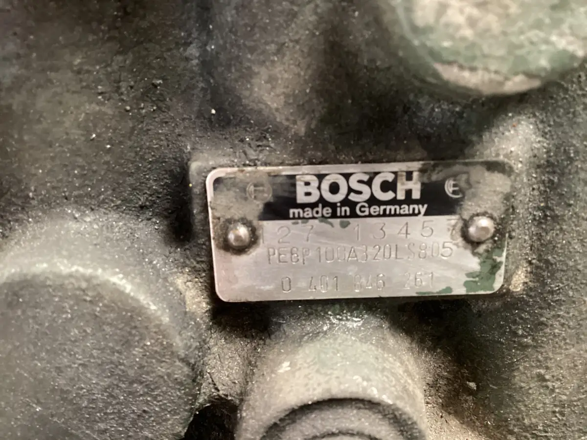 BOSCH FUEL PUMP 0401846261 USED - Picture 3