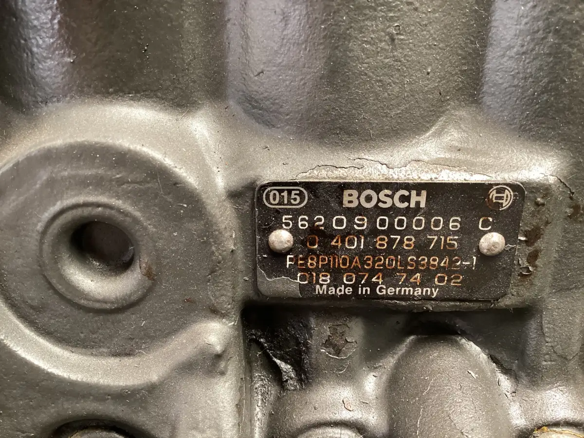 BOMBA DE COMBUSTIBLE BOSCH 0401878715 USADA - Imagen 2