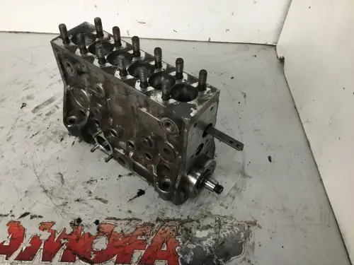 POMPE À CARBURANT BOSCH 0402696808 D'OCCASION