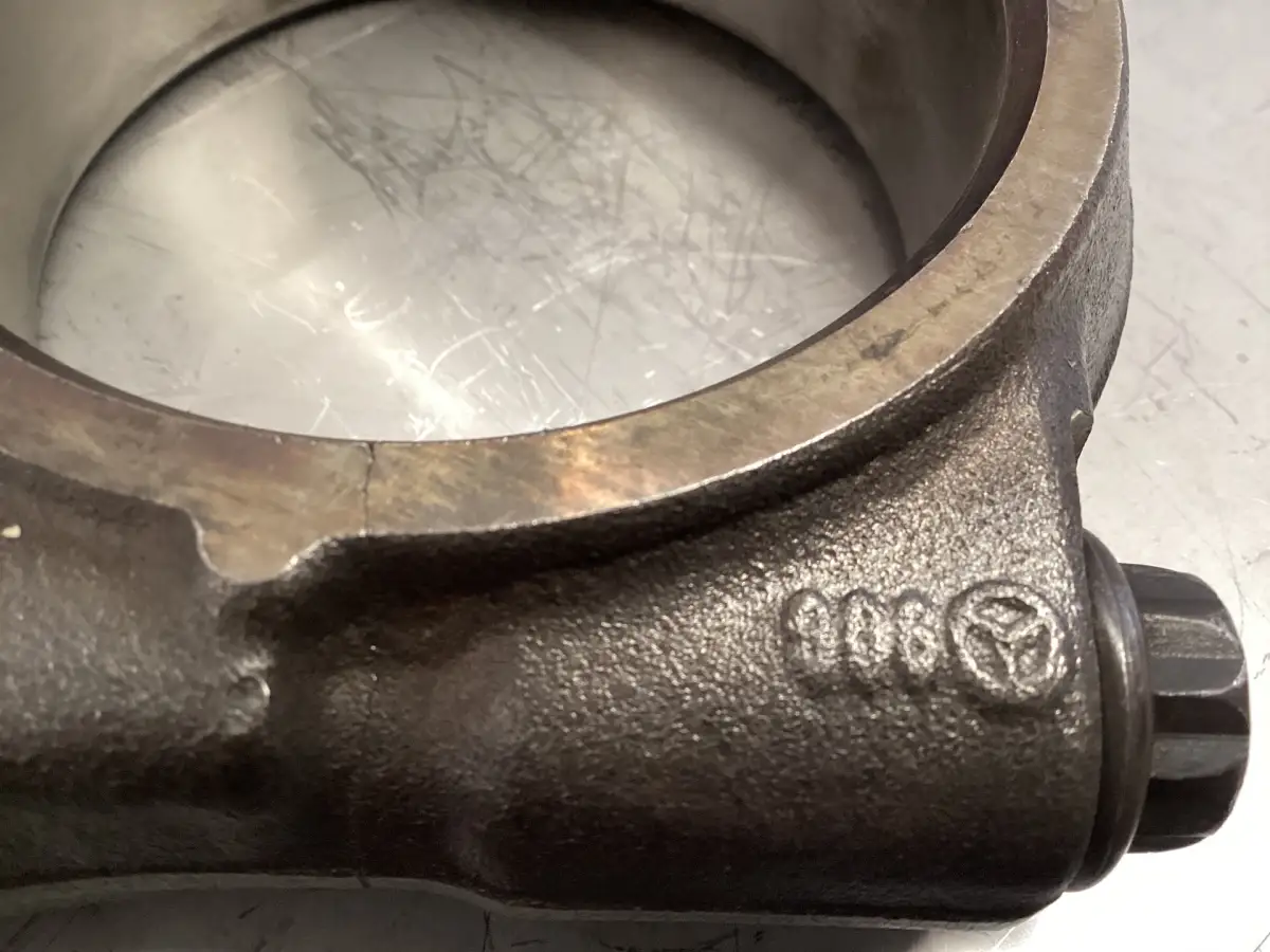 MERCEDES 906 USED CONROD - Picture 2