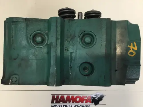 VOLVO PENTA CYLINDER HEAD 3803288 USED