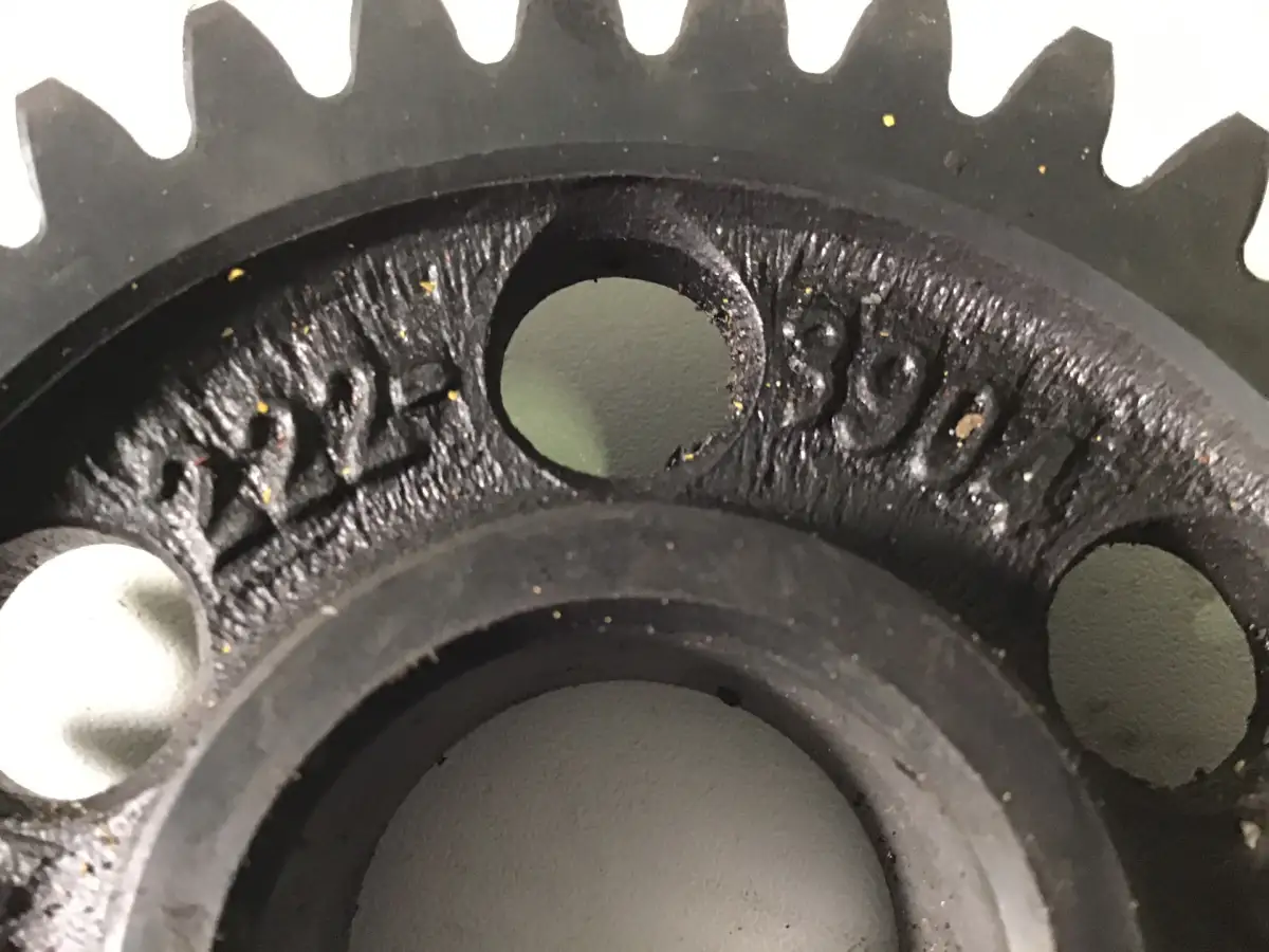 CATERPILLAR INTERMEDIATE GEAR 2223904 USED - Picture 2