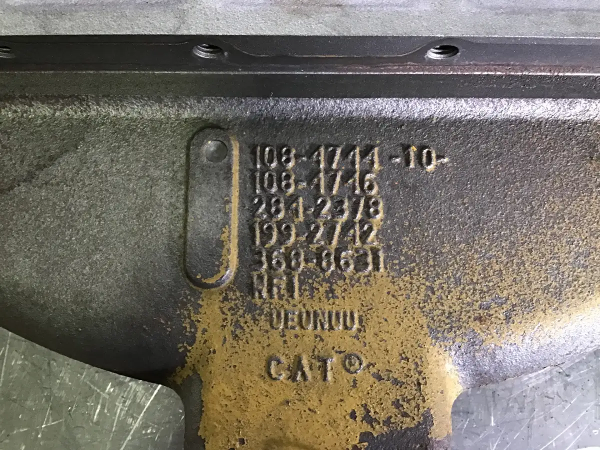 CATERPILLAR FLYWHEEL HOUSING 1084744 USED - Picture 2