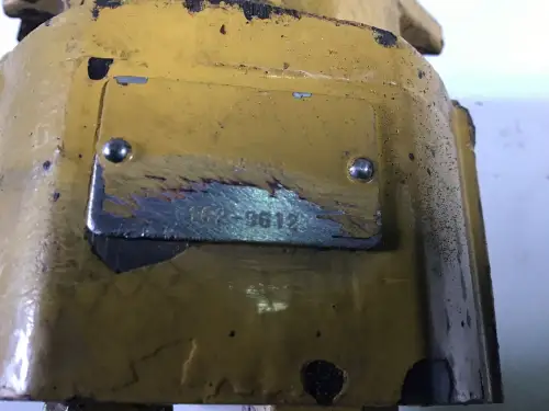 BOMBA DE COMBUSTIBLE CATERPILLAR 1629612 USADA - Imagen miniatura 3