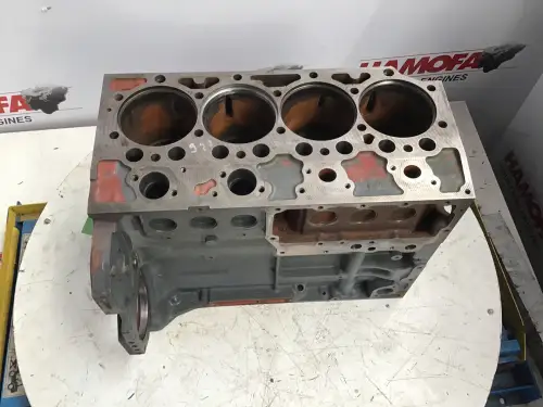 CARTER DEUTZ 04294188 USADO - Imagen miniatura 4