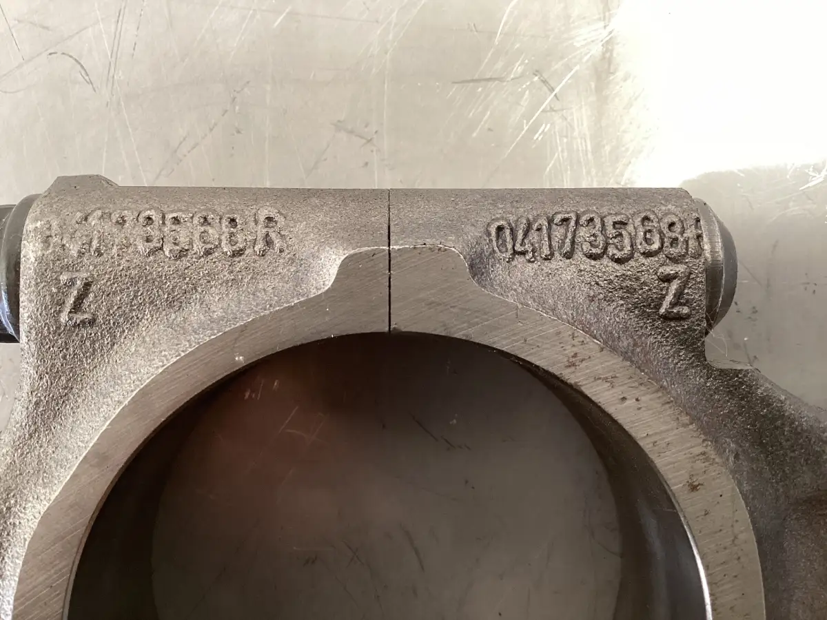 DEUTZ 04173568R USADO - Imagen 2