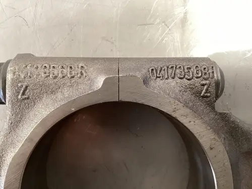 DEUTZ 04173568R GEBRUIKT - Miniatuur afbeelding 2