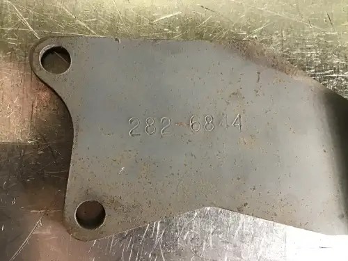 CATERPILLAR ALTERNATOR BRACKET 2826844 USED - Thumb image 2