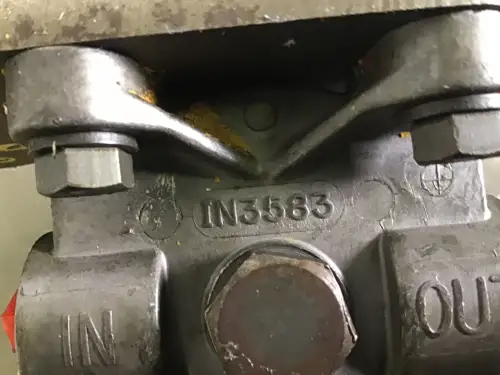 CATERPILLAR KRAFTSTOFFFILTERGEHÄUSE 1N3583 GEBRAUCHT – Vorschaubild 2