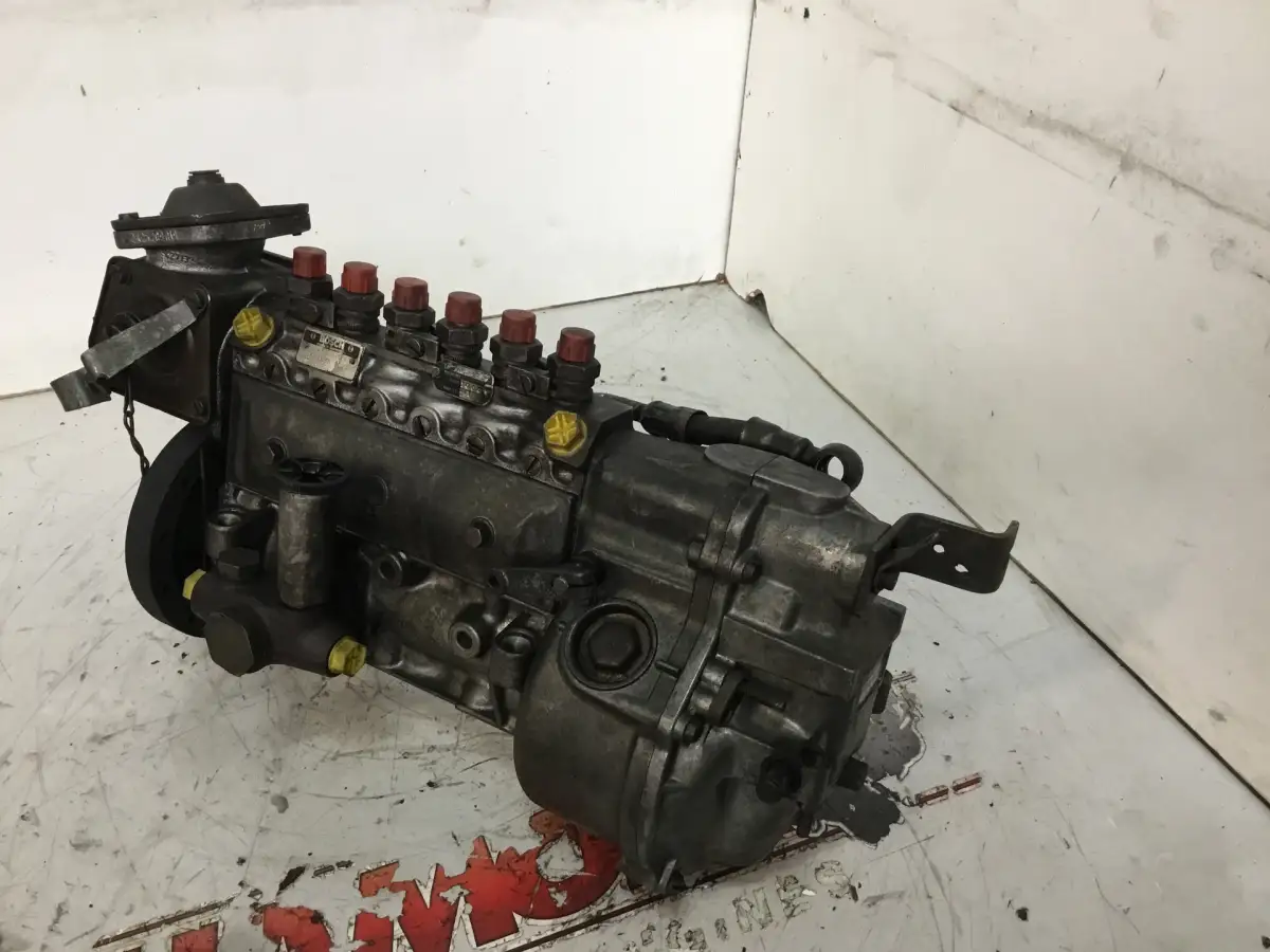 BOSCH FUEL PUMP 0400646208 USED - Picture 3