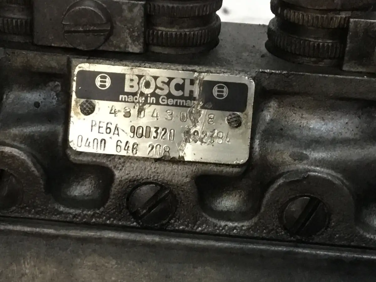 BOSCH FUEL PUMP 0400646208 USED - Picture 4