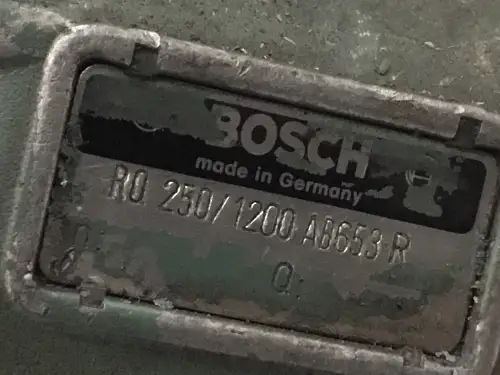BOSCH FUEL PUMP 0400646208 USED - Thumb image 2