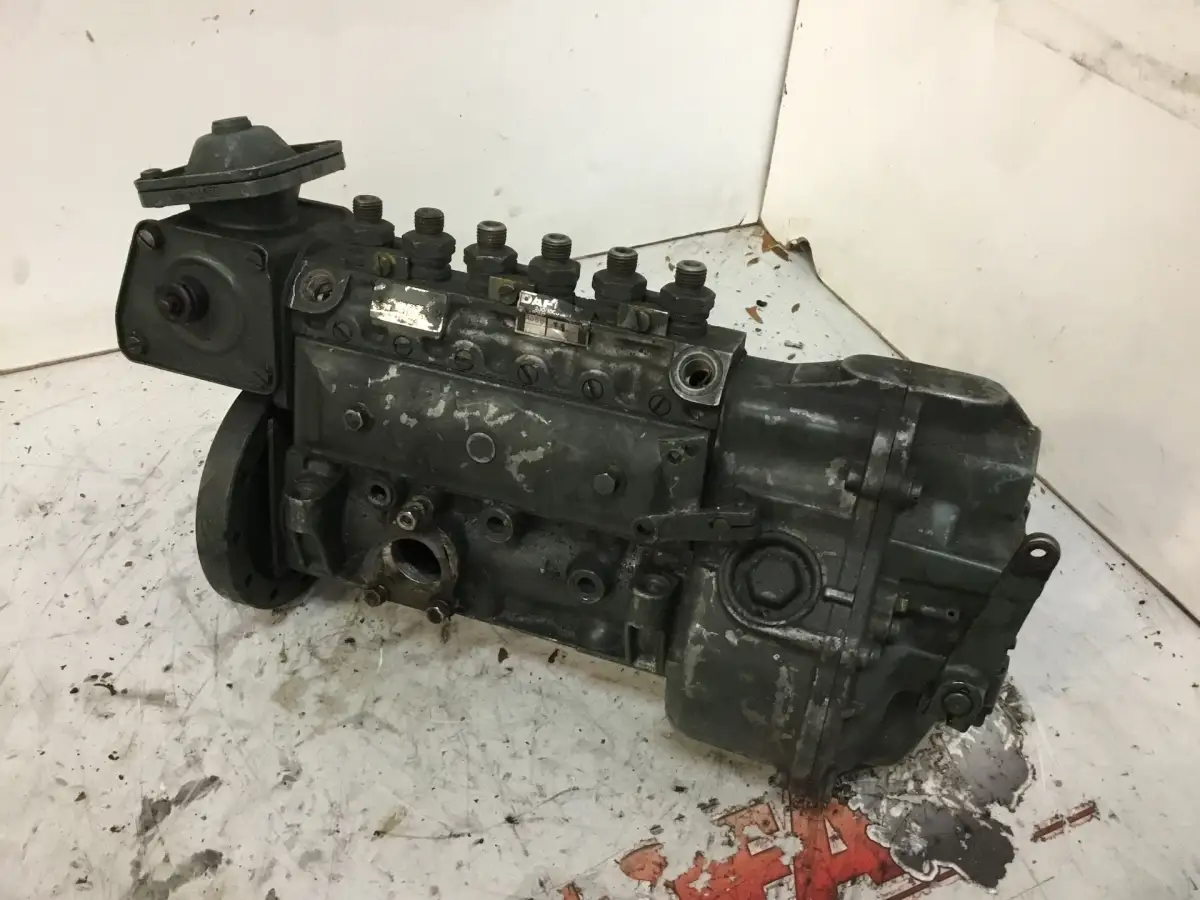 BOSCH FUEL PUMP 0400646208 USED - Picture 3