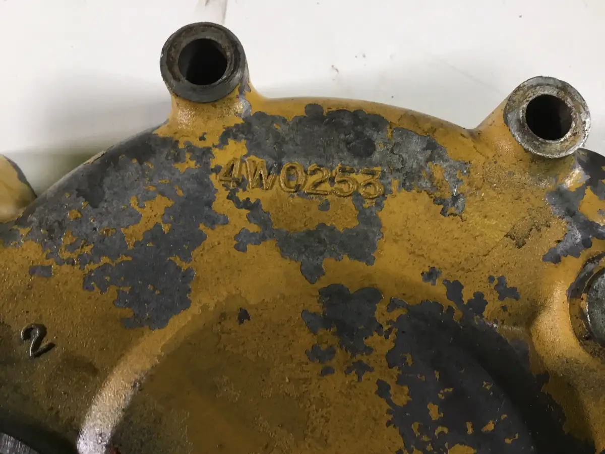 CATERPILLAR WATER PUMP CONNECTION 4W0253 USED - Picture 2