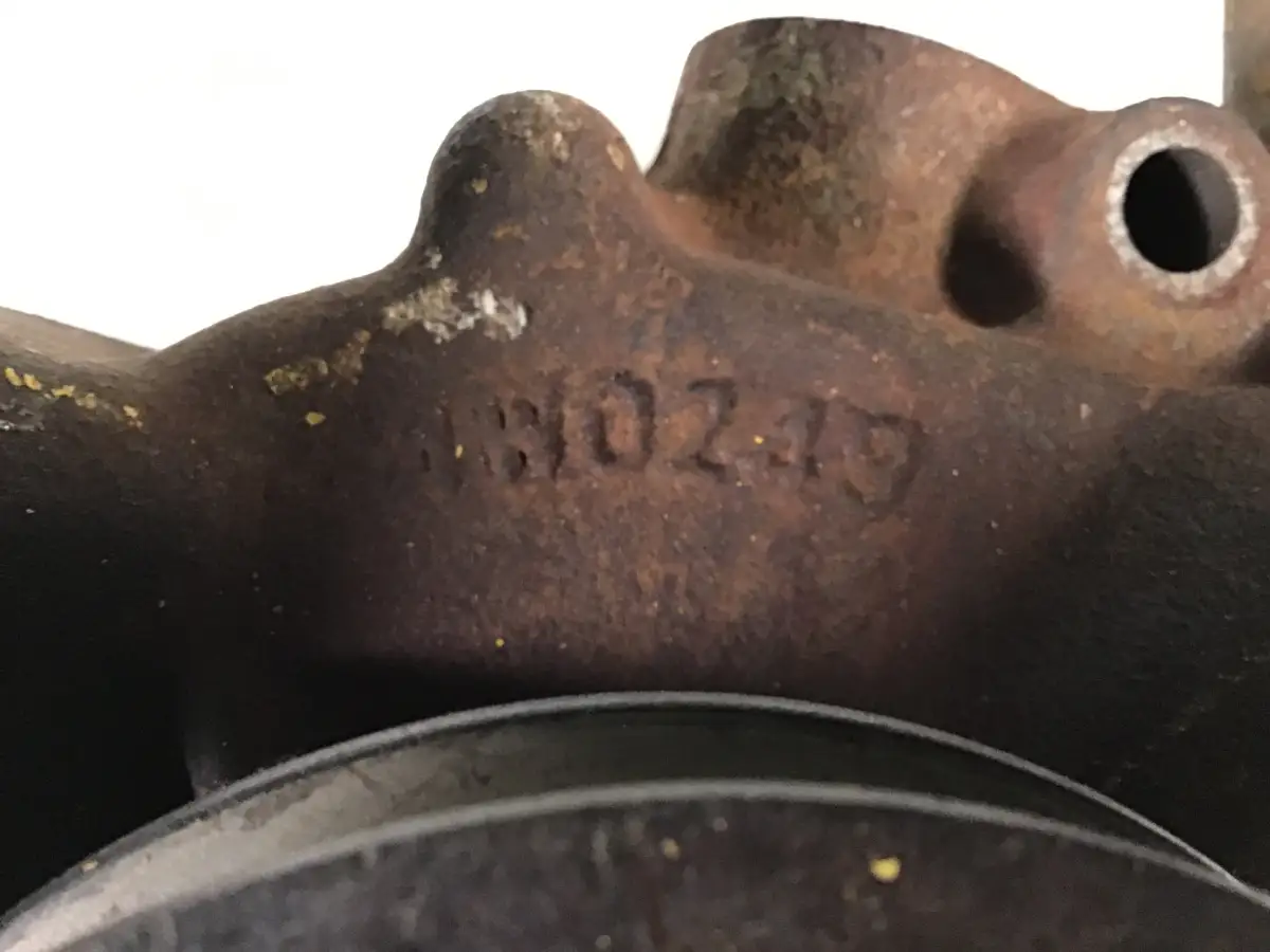 CATERPILLAR WATER PUMP HOUSING 4W0249 USED - Picture 3