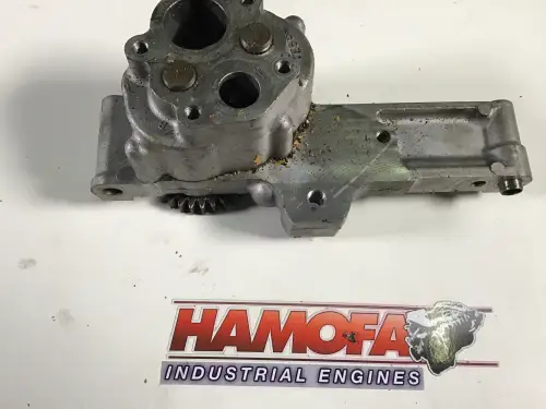 CATERPILLAR OIL PUMP WITH INTERMEDIATE GEAR 1154123 USED - Thumb image 2