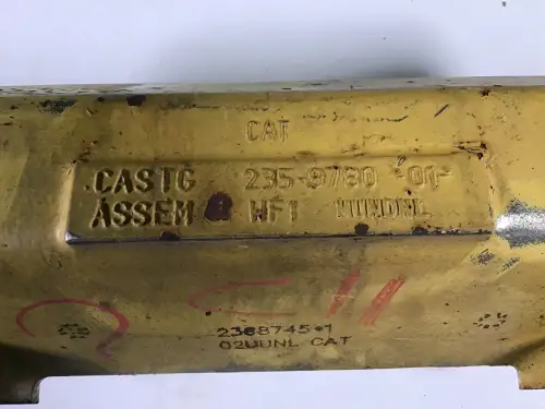CATERPILLAR OIL COOLER 2359780 USED - Thumb image 2