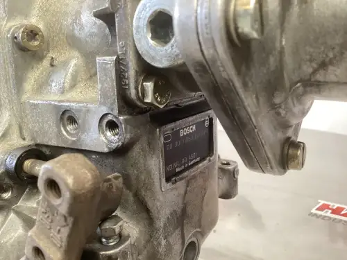 GEBRAUCHTE BOSCH KRAFTSTOFFPUMPE 0402649801 – Vorschaubild 2