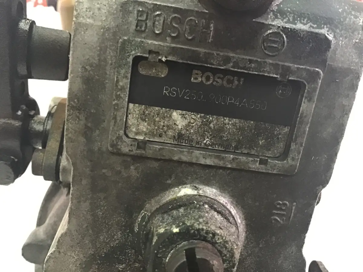 BOSCH FUEL PUMP 0401876780 USED - Picture 3