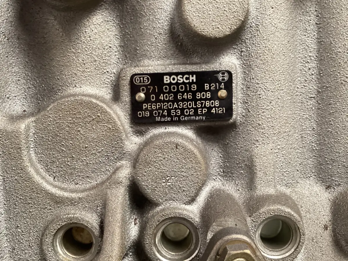 POMPE À CARBURANT BOSCH 0402646908 D'OCCASION - Image 4